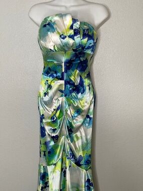 Wendye Chaitin Jump Apparel Mermaid Gown Fairytale Floral Romantic Size 1/2